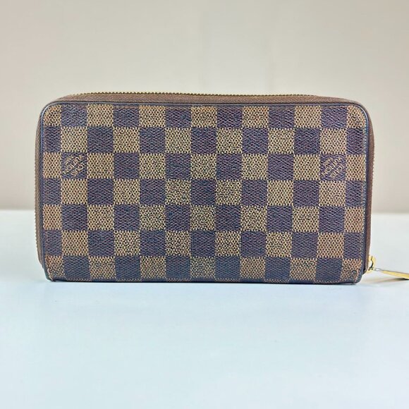Louis Vuitton Damier Ebene Wallet - Picture 2 of 6